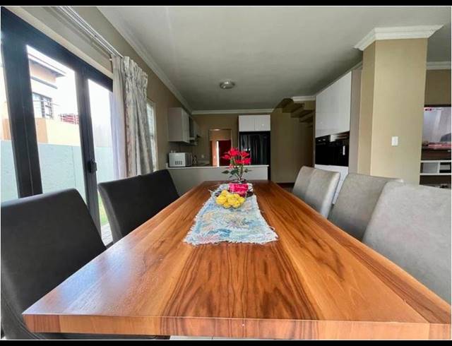 4 BEDROOM HOUSE FOR SALE IN GLEN EAGLE ESTATE